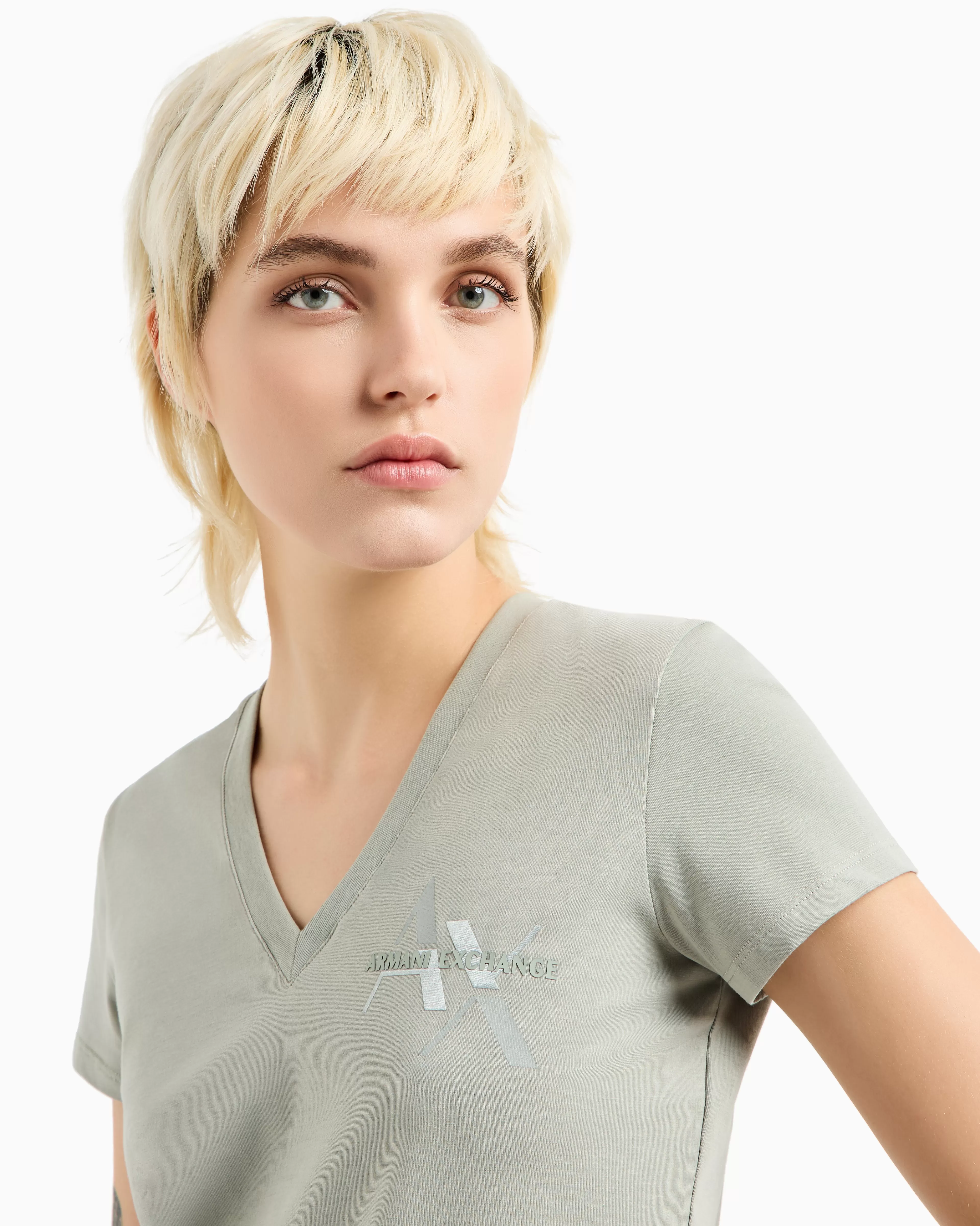 Armani Exchange Slim fit V-neck T-shirt with metal logo in ASV fabric* T-Shirts